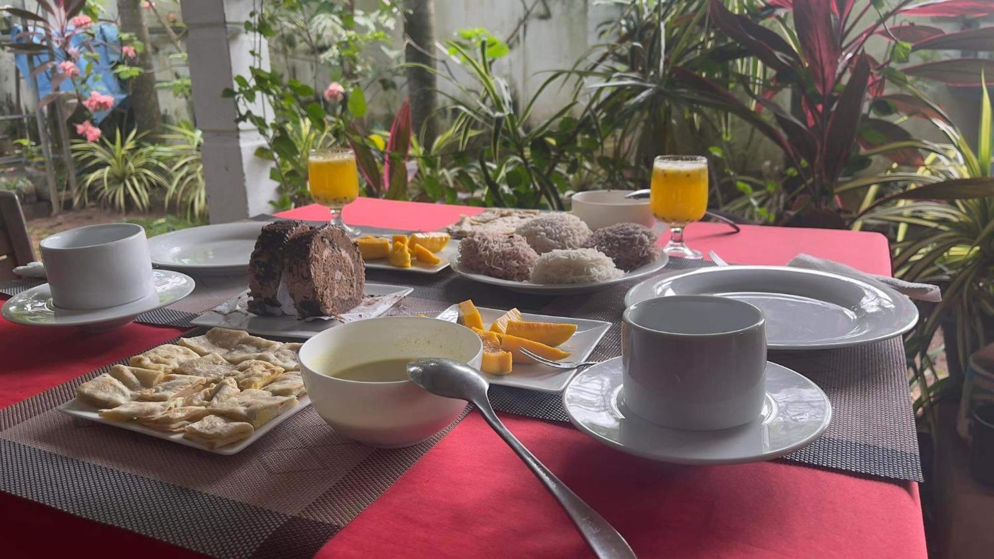 Goalma Family Holiday Resort & Restaurant Анурадхапура Екстериор снимка